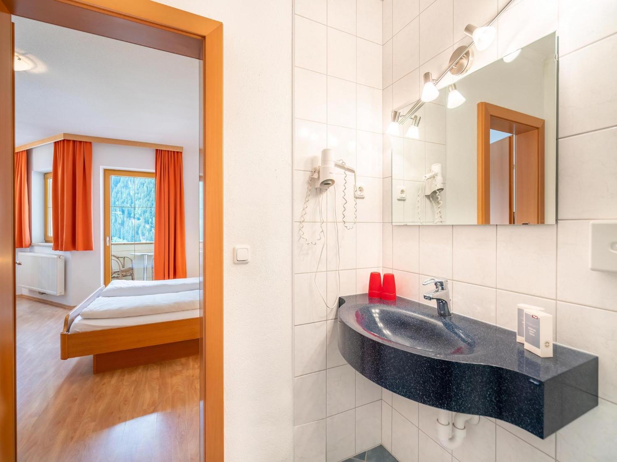 Scenic Apartment In Top Location Нойштифт-им-Штубайталь Экстерьер фото